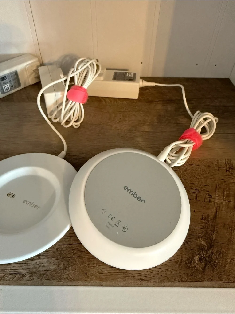 Ember Mug 2 Smart Mug - White (14 oz) w/3 chargers!!!!